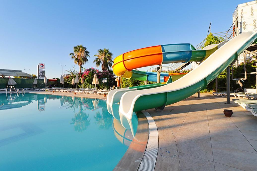Throne Beach Resort & Spa مانافجات المظهر الخارجي الصورة